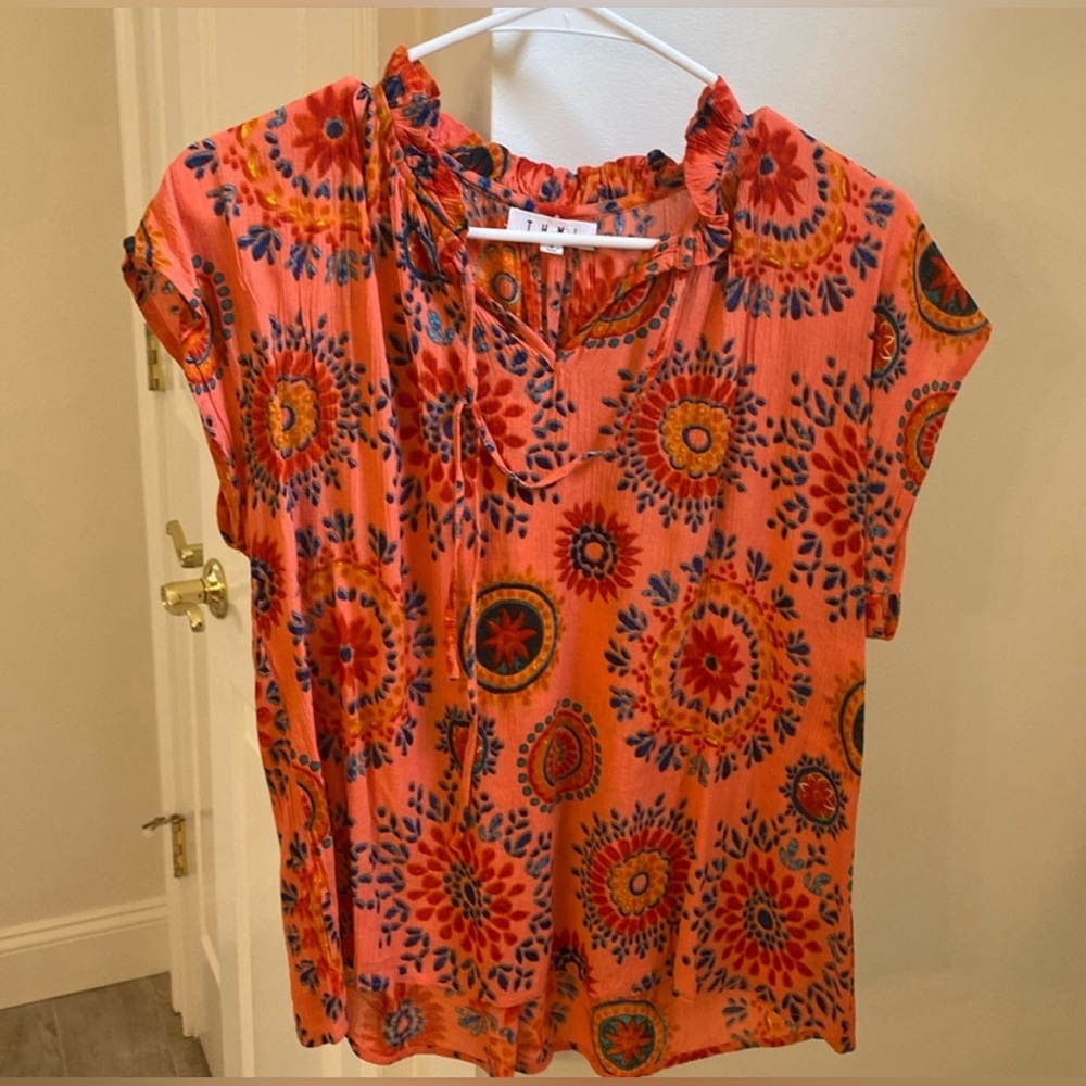 THML | gauzy top. Beautiful vibrant colors!